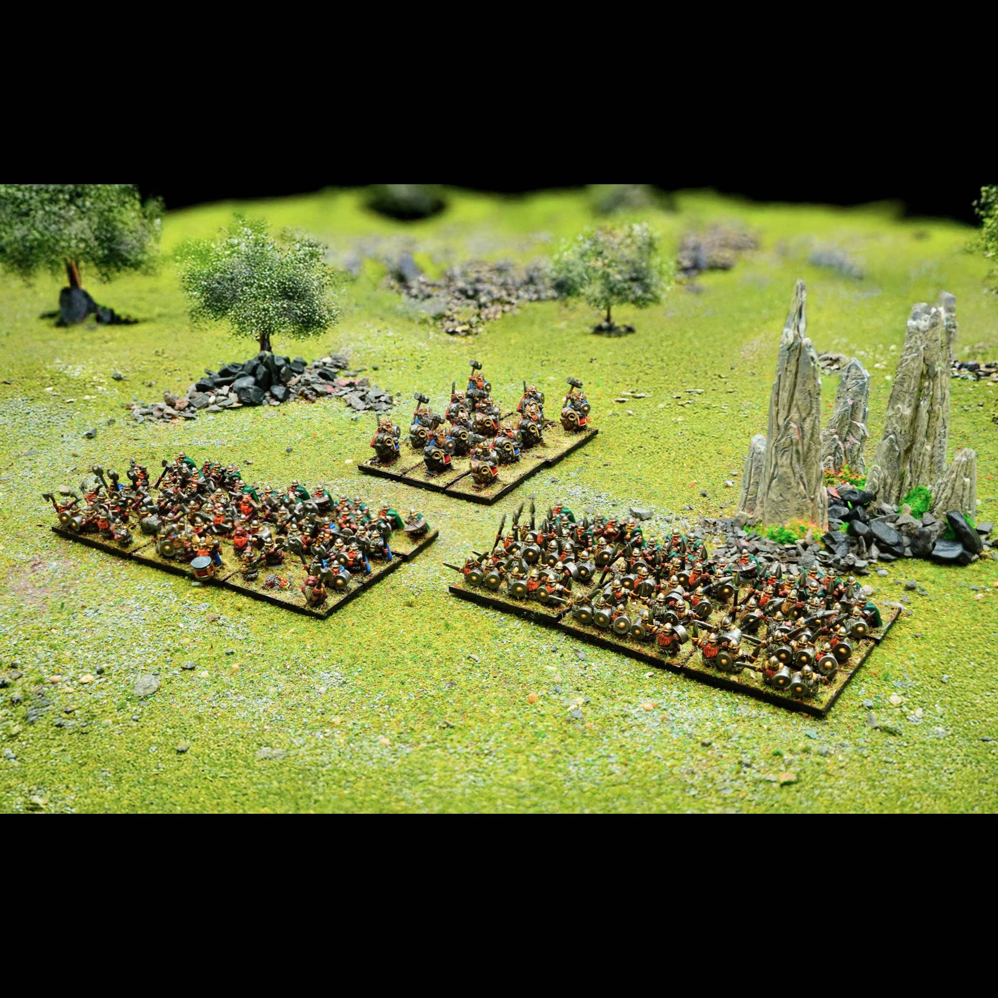 Fully painted Dwarven Host 10mm army on 40mm x 20mm bases.