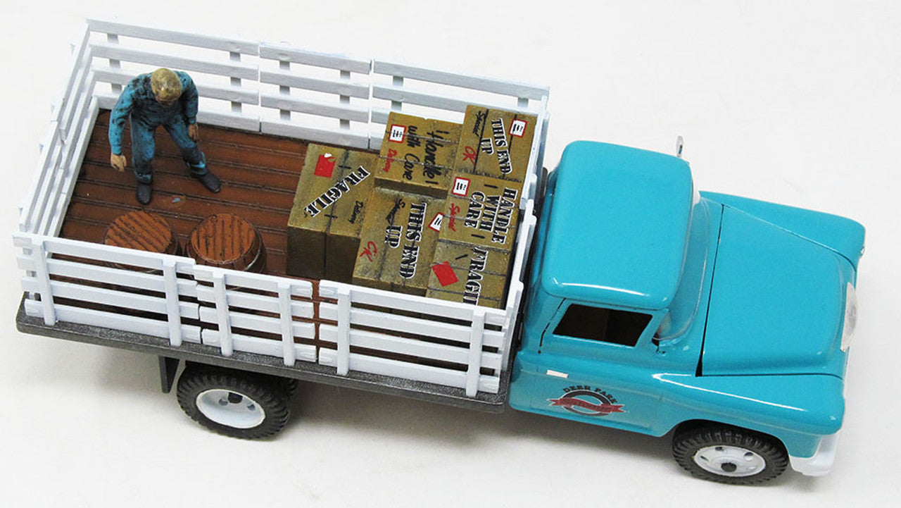Top View Atlantis Chevy Stake Truck 1955 Plastic Model