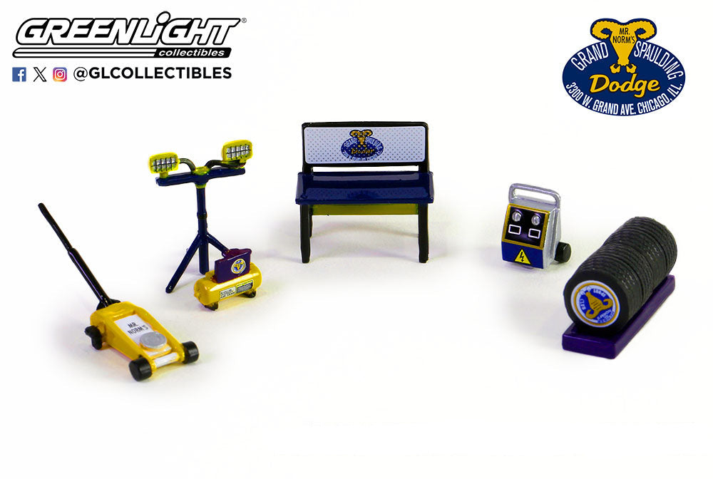 Greenlight Shop Tool Accessories Series 6 Mr. Norm’s 1/64 Scale Garage Equipment Set