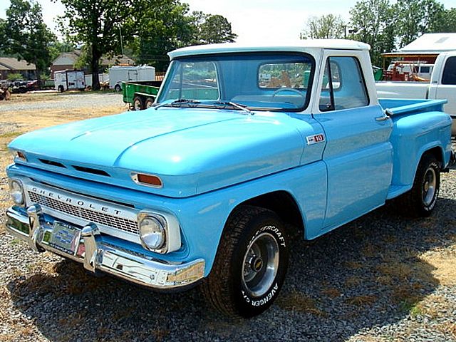 Chevrolet C10 Stepside Pickup 1965, Light Blue / White,