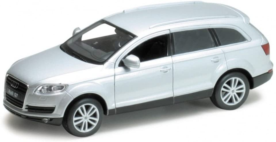 Welly Audi Q7 2009 (Silver) 1:24 Scale Diecast Car Side View