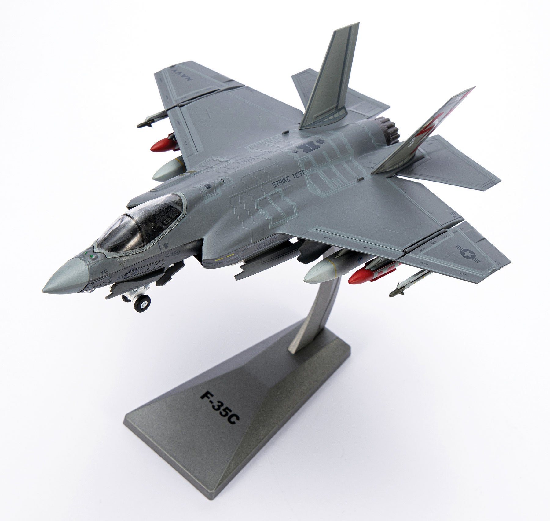 Lockheed Martin F-35C Lightening II VX-23 “Salty Dogs” CF-05, 1:72 Scale Diecast Model