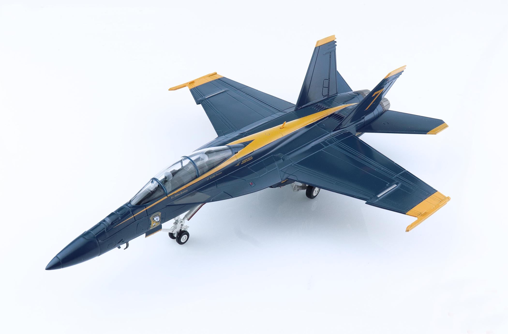 Rowasp ModelbouwHasegawa 1/72 Blue Angels F/A-18A Hornet - Rowasp Modelbouw Rowasp ModelbouwHasegawa 1/72 Blue Angels F/A-18A Hornet - Rowasp Modelbouw