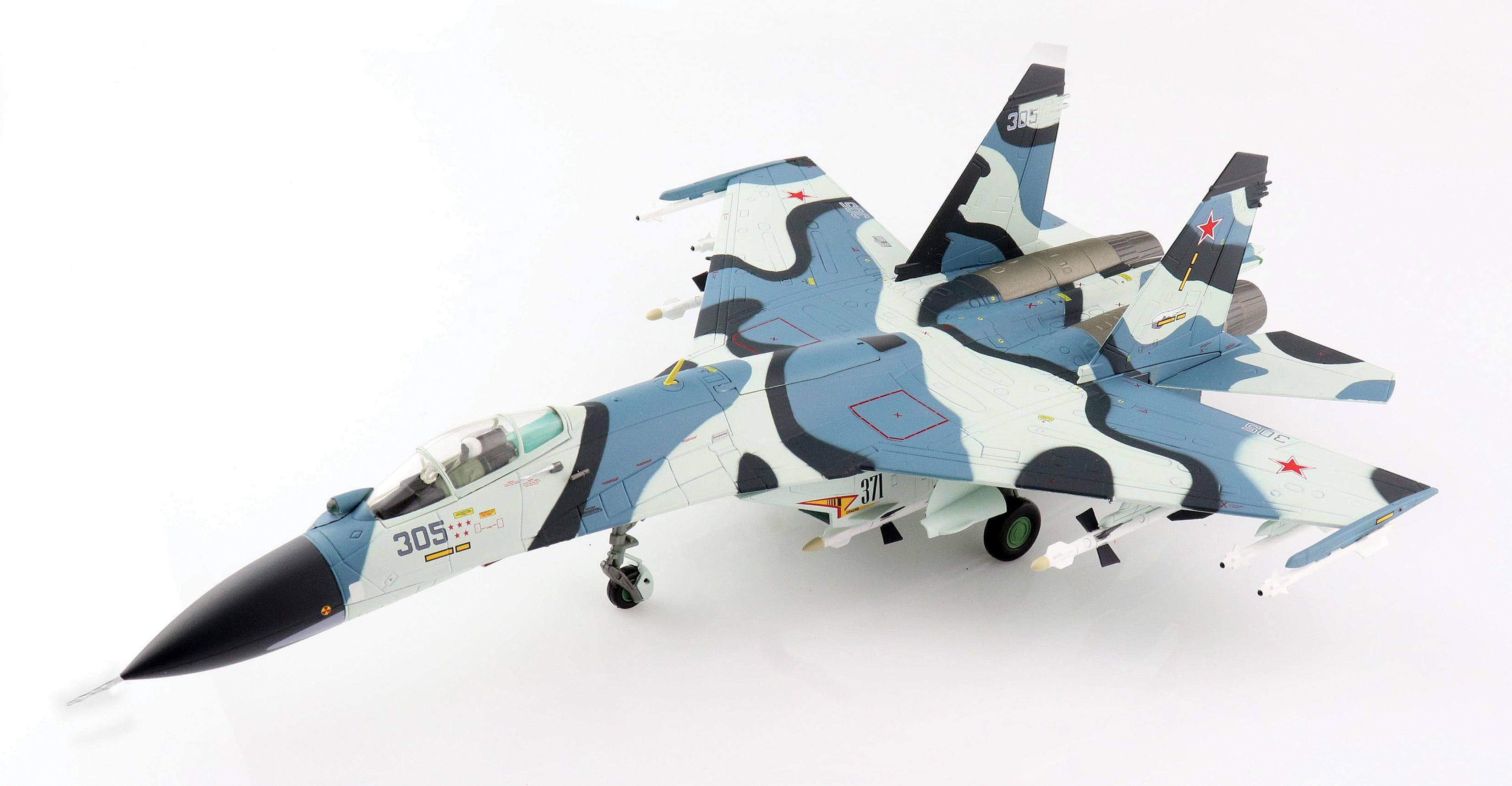 Sukhoi Su-27SKM Flanker B “Blue 305” Paris Airshow, 2005 1:72 Scale Diecast Model