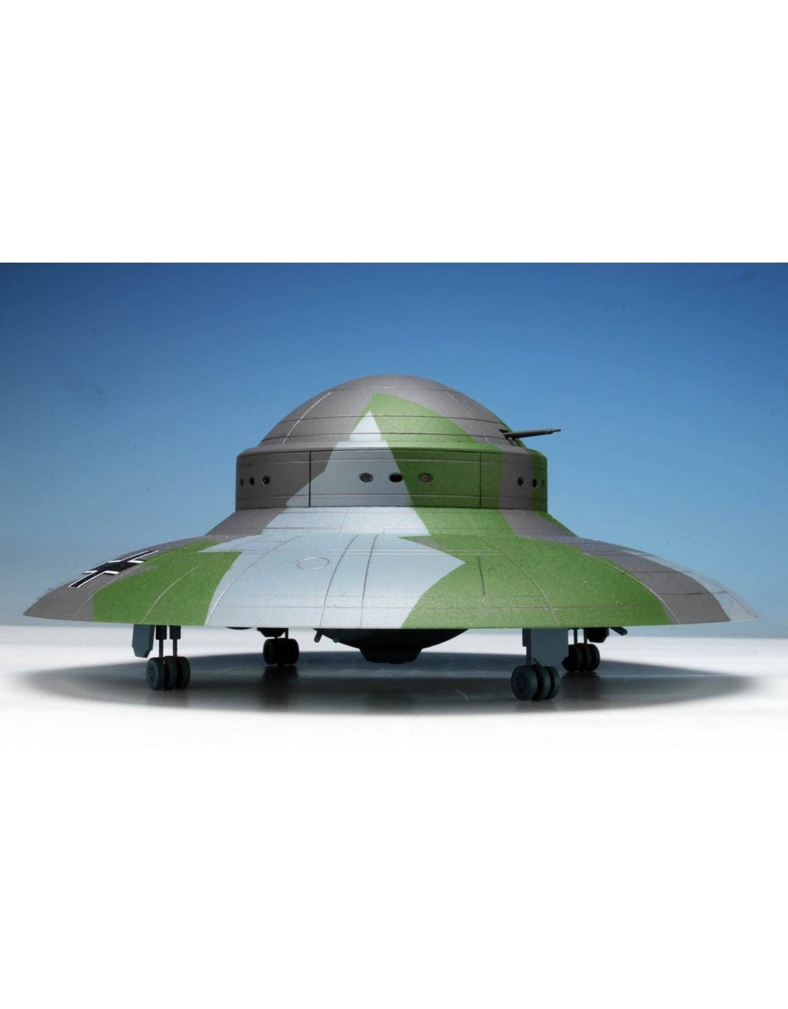 Haunebu II Saucer 1/144 Scale Model Kit