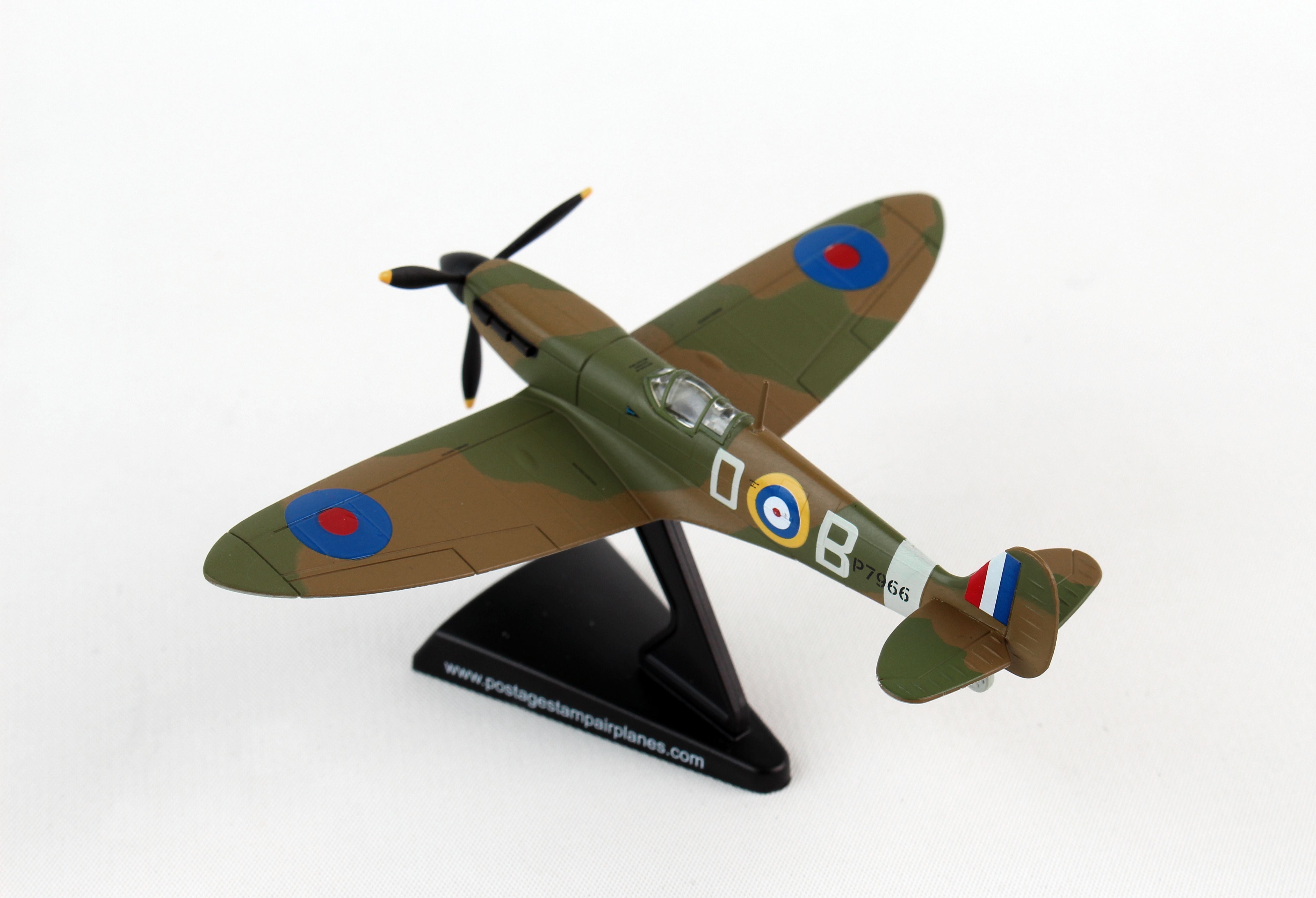Supermarine Spitfire RAF Mk II Battle of Britain 1/93 Scale Model Left Rear View