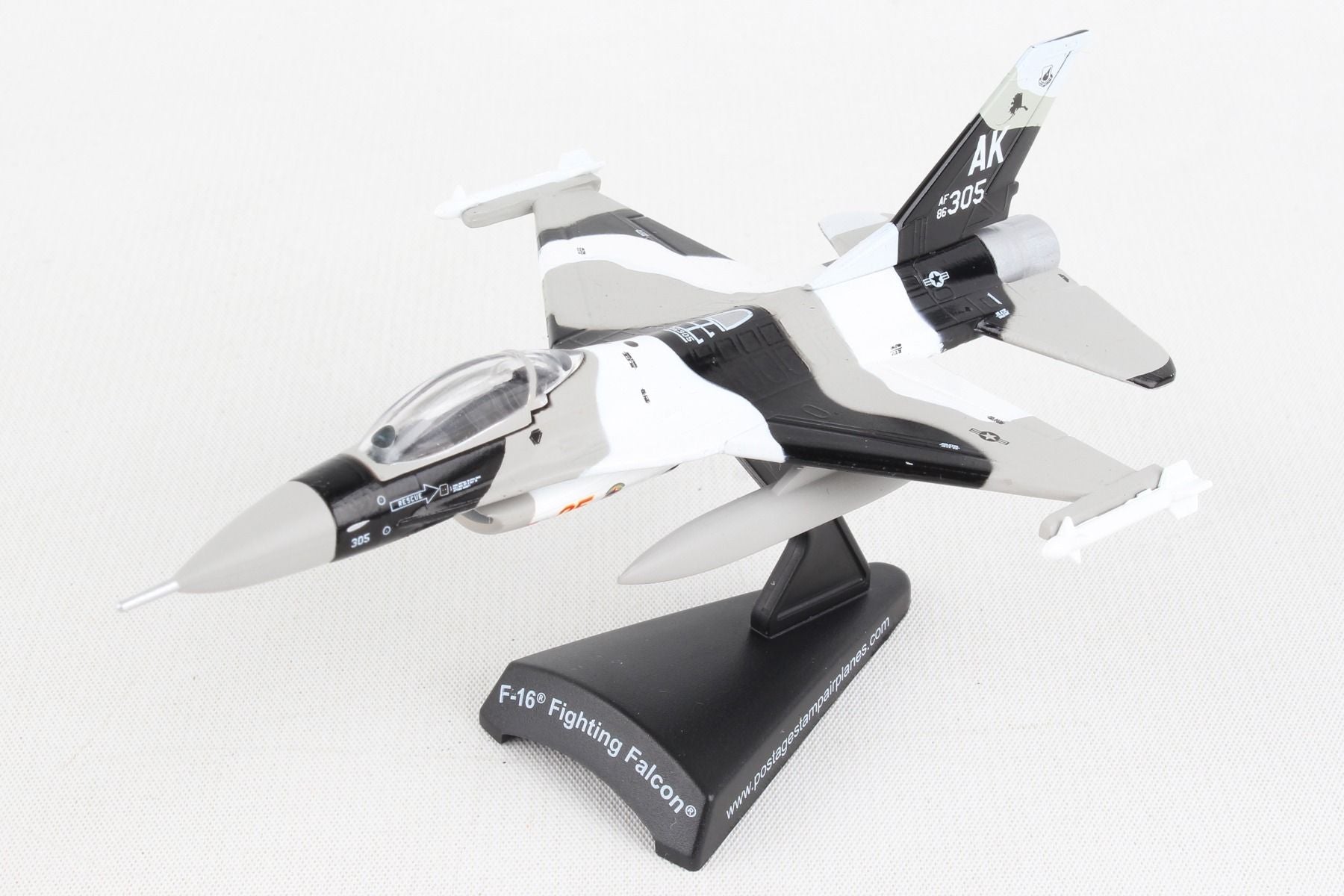 General Dynamics F-16 Fighting Falcon Arctic Camo 1:126 Scale Diecast Model