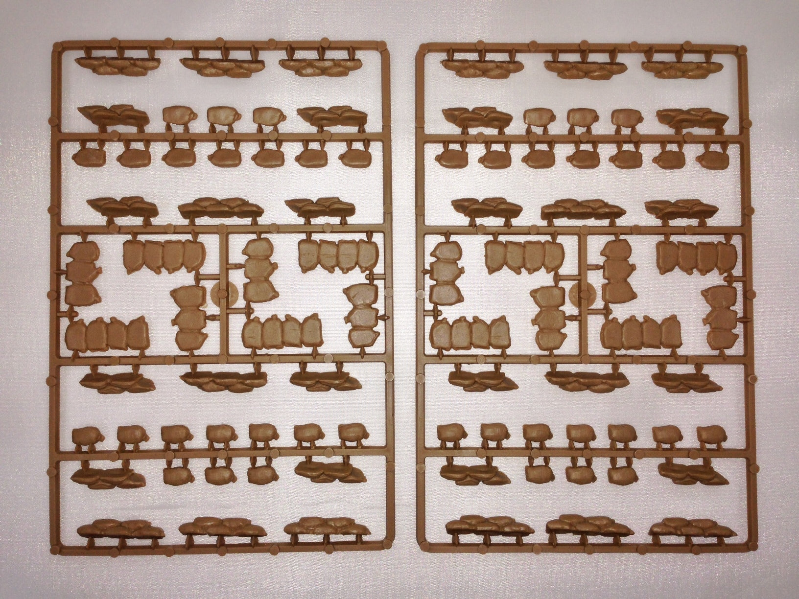Renedra Limited Sandbags 28mm Scale Scenery 2 Frames