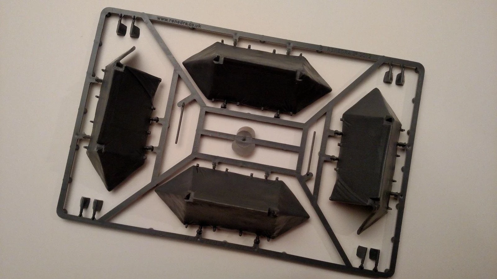 Renedra Saxon Tents 28mm Scale Scenery