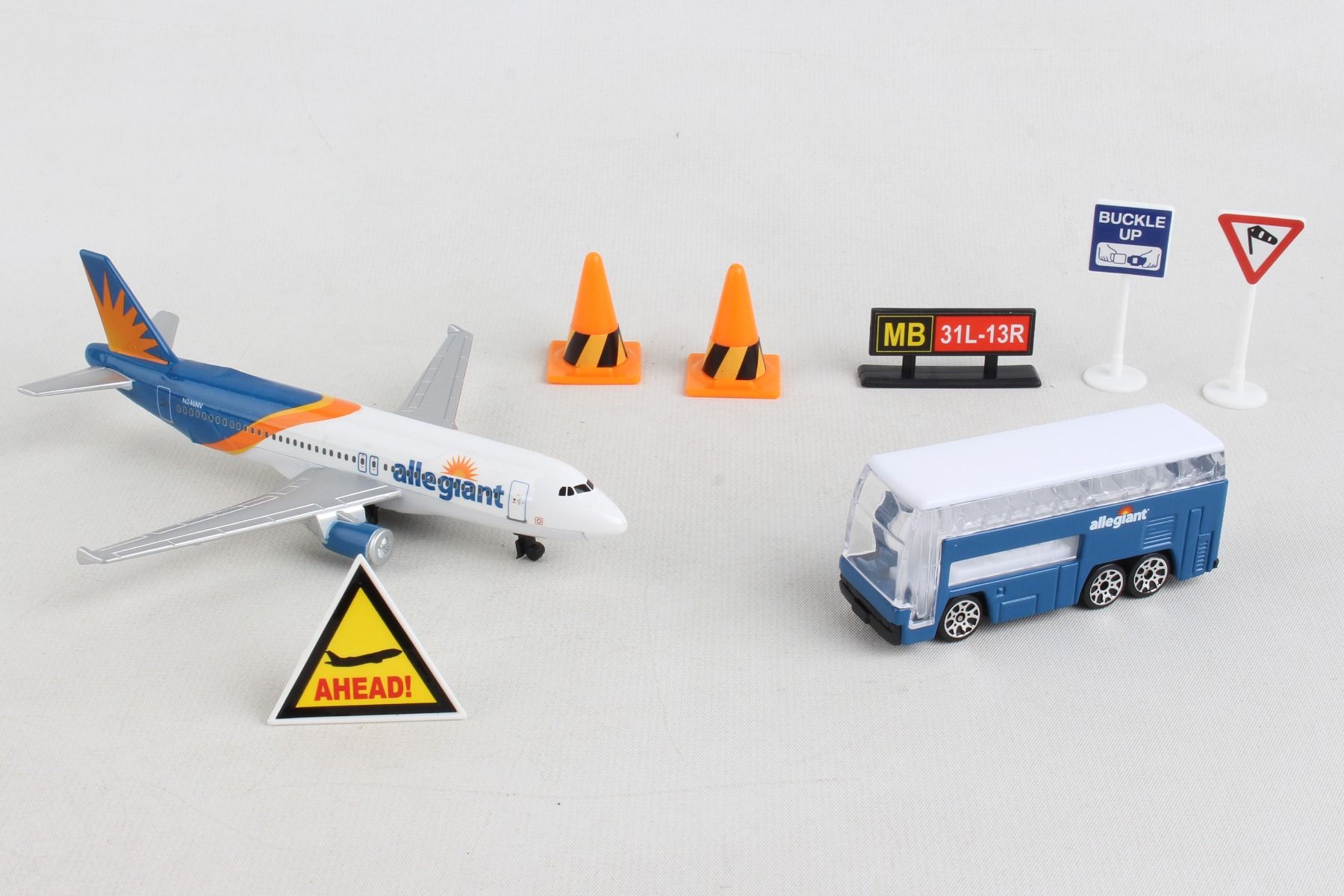 Allegiant Airlines Playset Contents