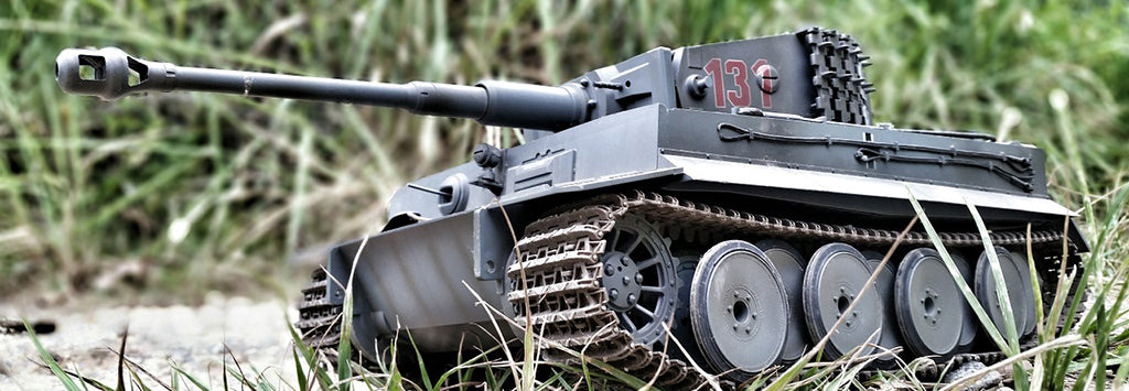 Armored Vehicles, Artillery & Tank Model Kits