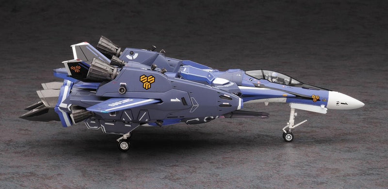 Macross Frontier VF-25G Super Messiah 1:72 Scale Model Kit Completed Example Right Side View