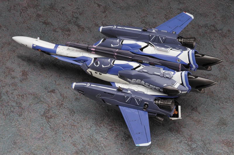 Macross Frontier VF-25G Super Messiah 1:72 Scale Model Kit Bottom View