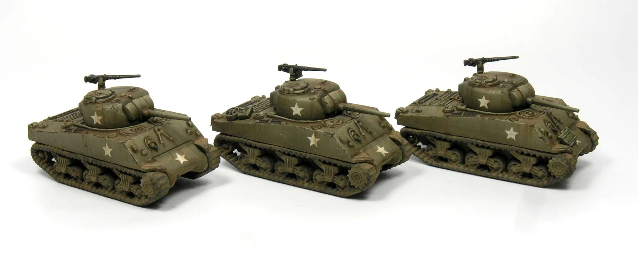 M4A3 Sherman 75mm Gun Medium Tank, 1:144 (12 mm) Scale Model Plastic Kit (Set of 6) Pained example