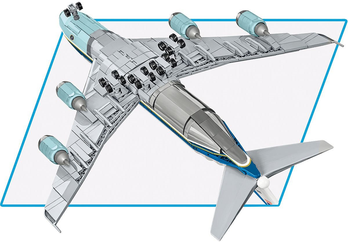 Boeing 747 Air Force One, 1087 Piece Block Kit Bottom View