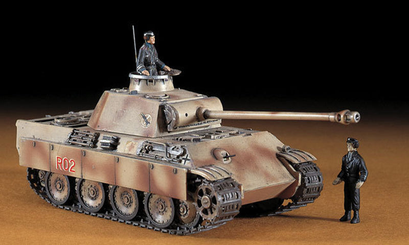 Pz.Kpfw V Panther Ausf. G, 1/72 Scale Plastic Model Kit Completed Example
