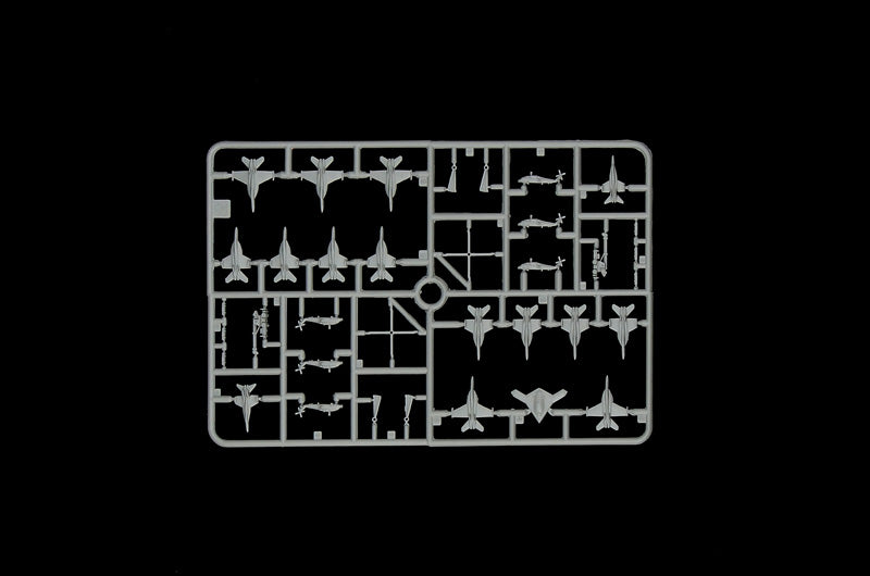 USS George H.W. Bush CVN-77, 1:720 Scale Model Kit Aircraft Frame