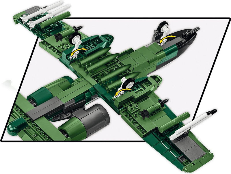 Fairchild Republic A-10 Thunderbolt II Warthog (Desert Storm) , 667 Piece Block Kit Bottom Details