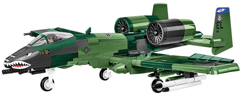 Fairchild Republic A-10 Thunderbolt II Warthog (Desert Storm) , 667 Piece Block Kit On The Ground