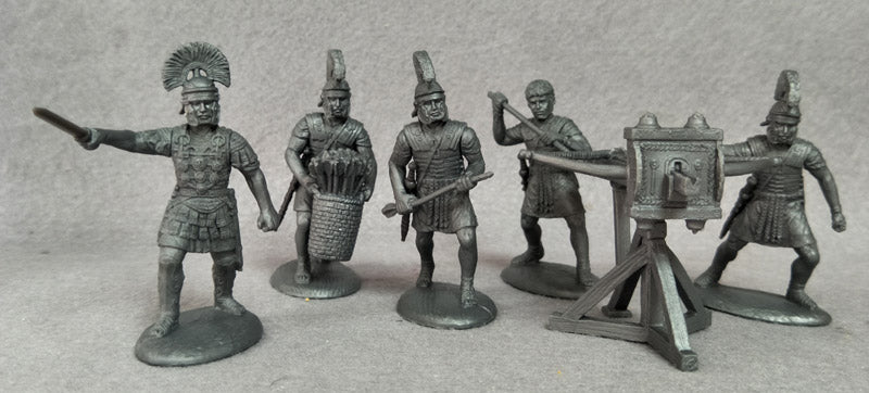Early Imperial Roman Artillery (Scorpio Bolt-Shooters), 60 mm (1/30) Scale Plastic Figures Close Up