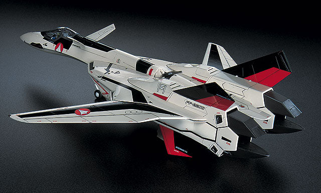 Macross Plus VF-19 Advanced Variable Fighter, 1:72 Scale Model Kit Left Rear View