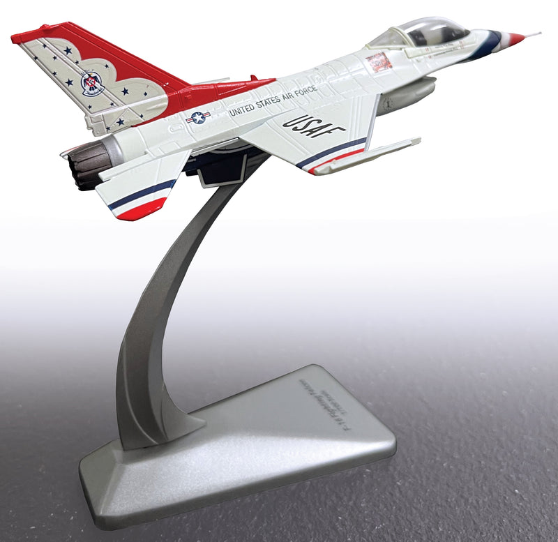 Lockheed Martin (General Dynamics) F-16 Fighting Falcon USAF Thunderbirds, 1:100 Scale Diecast Model Right Rear View