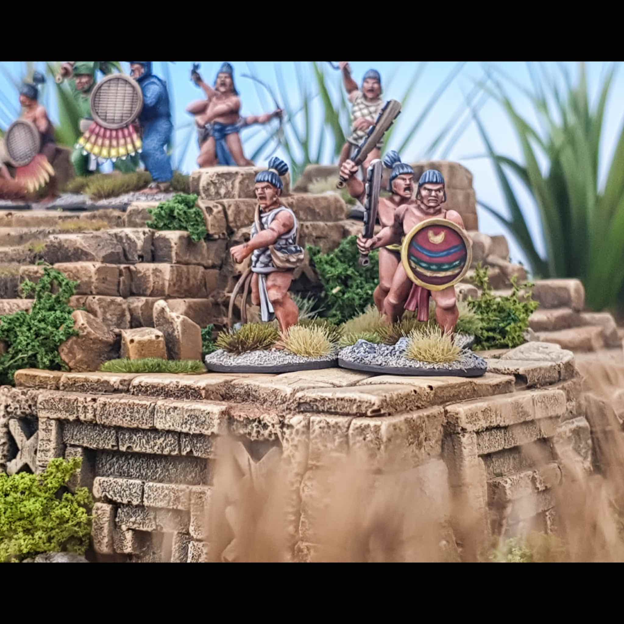 Aztec Warriors 28 mm Scale Model Plastic Figures Diorama #3