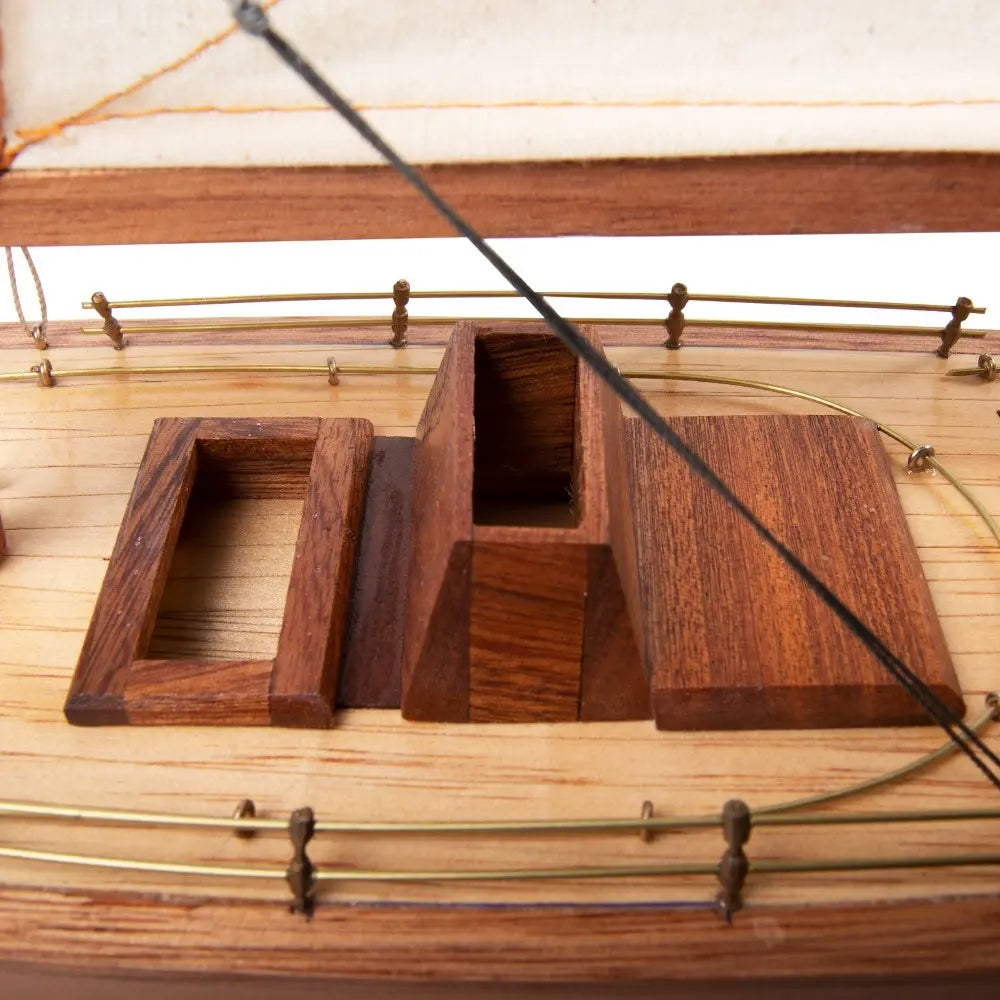Close-up of mid deck on small 958 Columbia model
