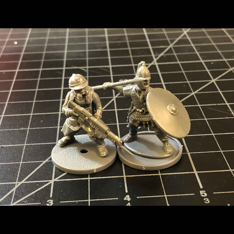 Bases, 28 mm Scale Model Plastic Bases Example Figures For Bases