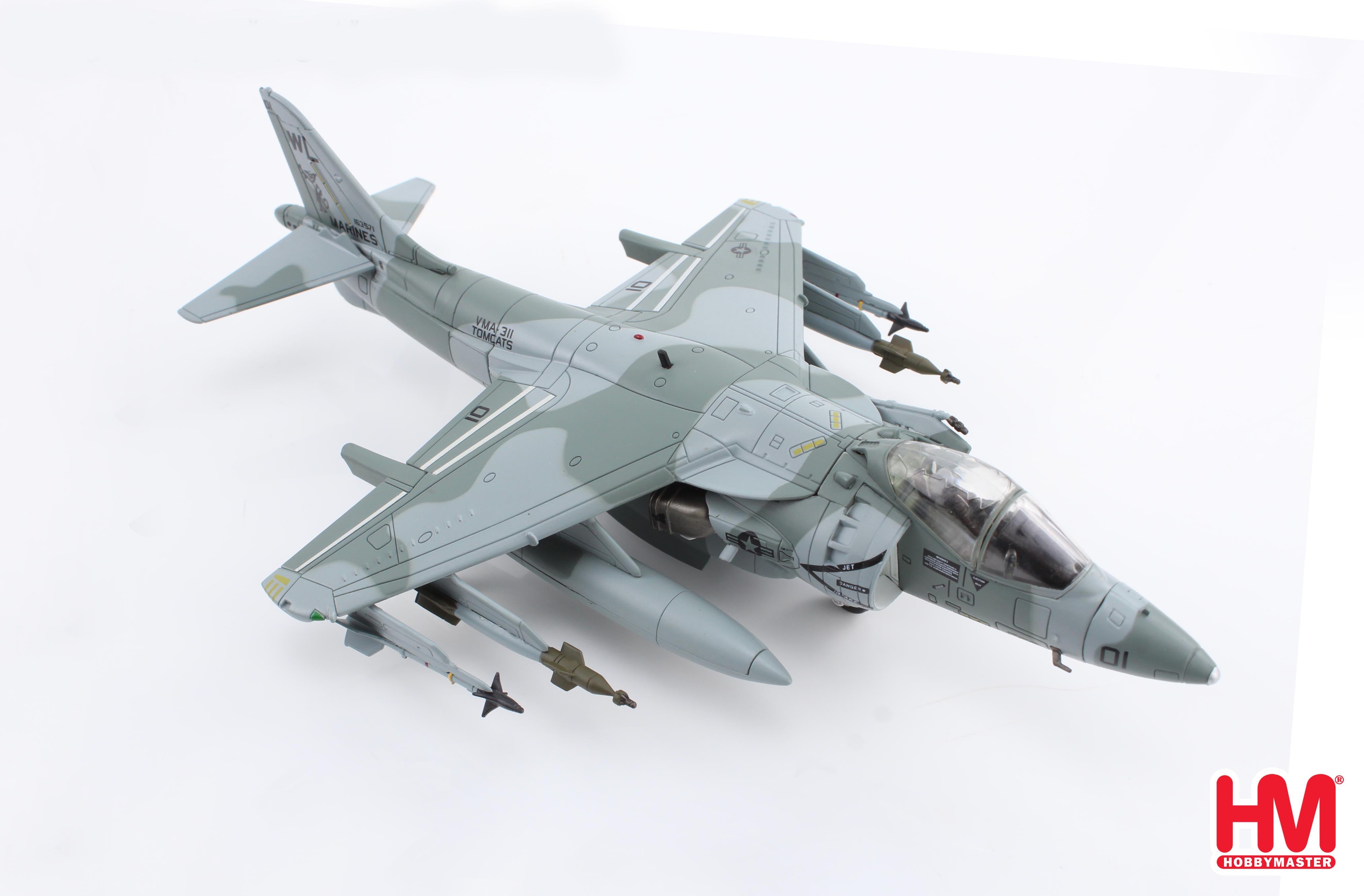 Hobby Master | McDonnell Douglas AV-8B Harrier II VMA-311