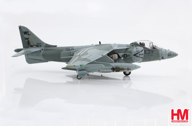 McDonnell Douglas AV-8B Harrier II VMA-311 1990, 1/72 Scale Diecast Model right Side View