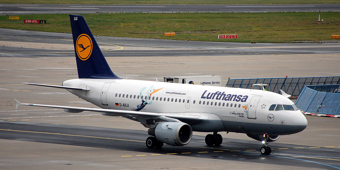 Hogan Wings | Airbus A319-100 Lufthansa (D-AILU) 1:200 Scale Model