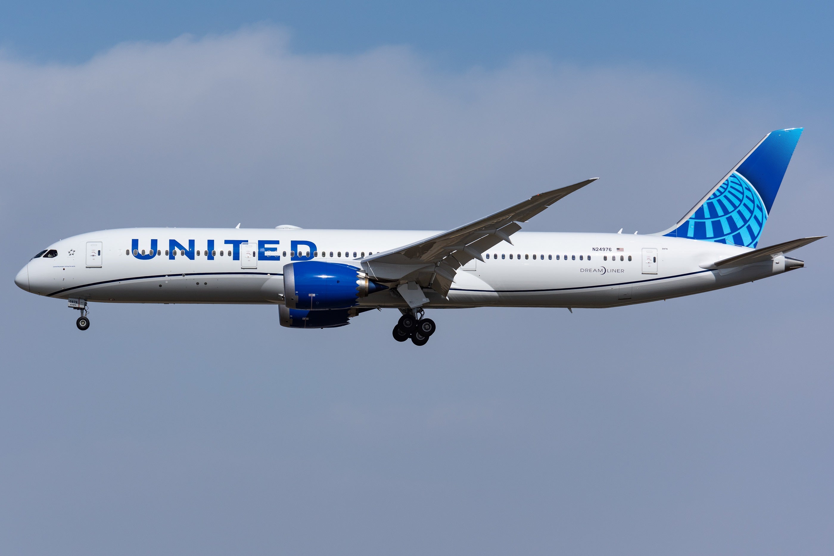 Boeing 787-9 United Airlines (N24976) 