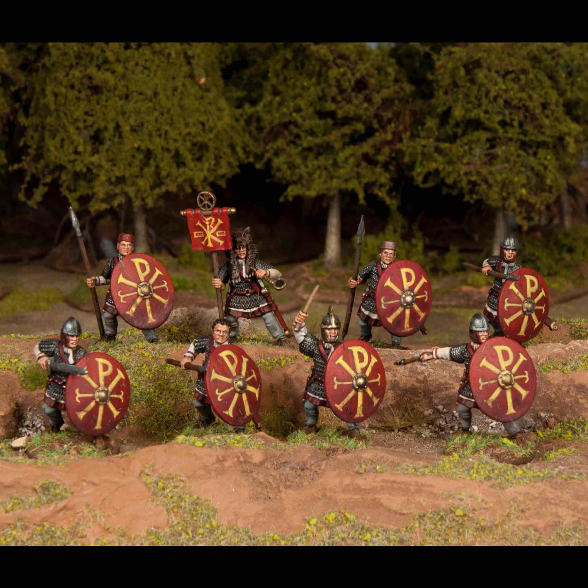 Later Roman Legionaries (1) Lorica Hamata, 28 mm Scale Model Plastic Figures Diorama