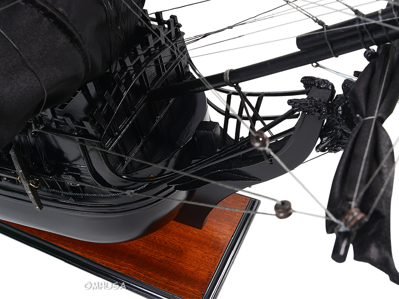 Old Modern Handicrafts | Black Pearl Pirate Ship (Exclusive
