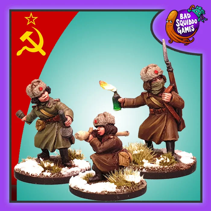 Soviet Winter Tank Hunters 28 mm Scale Model Metal Figures