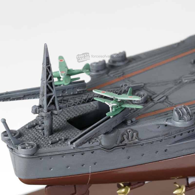 Imperial Japanese Navy Battleship Yamato (Full Hull) 1:700 Scale Model Catapult Close Up