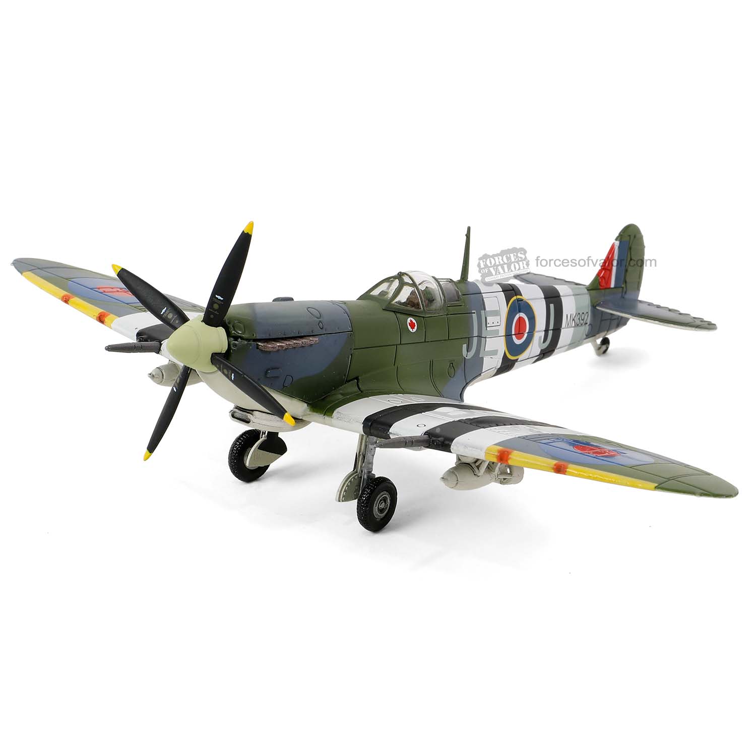 Supermarine Spitfire Mk.IX “MK392” RAF Normandy 1944 1:72 Scale Model Left Front View