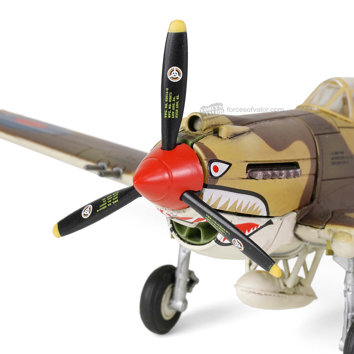 Curtiss P-40B / Tomahawk Mk IIB No.112 Squadron. RAF North Africa 1941, 1:72 Scale Model Nose Close Up