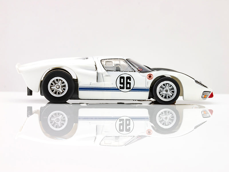 Right side profile of white and black AFX Ford GT40 MKII slot car with roundel 96 and chrome knock-off wheels. 