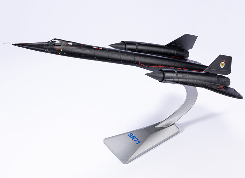 Lockheed Martin SR-71A Blackbird 61-7980 “Dartboard” 1:72 Scale Diecast Model