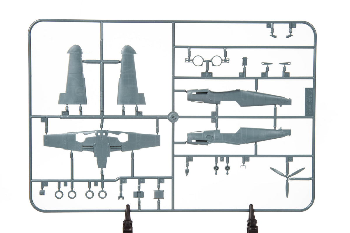 Eduard 1/72 Bf 109F-2 sprue showing fuselage halves and wing components 