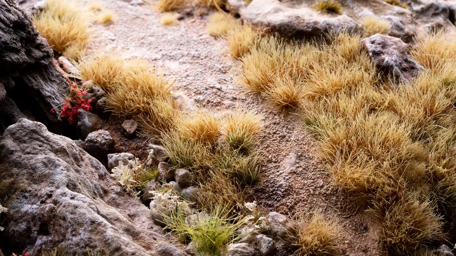 Professional diorama showing 6mm Dry Tufts used to simulate a parched, arid landscape