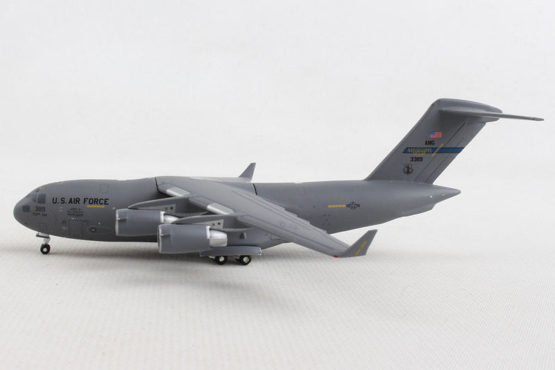 Boeing C-17A Globemaster III Mississippi ANG (03-3119) 1:400 Scale Model Left Side View