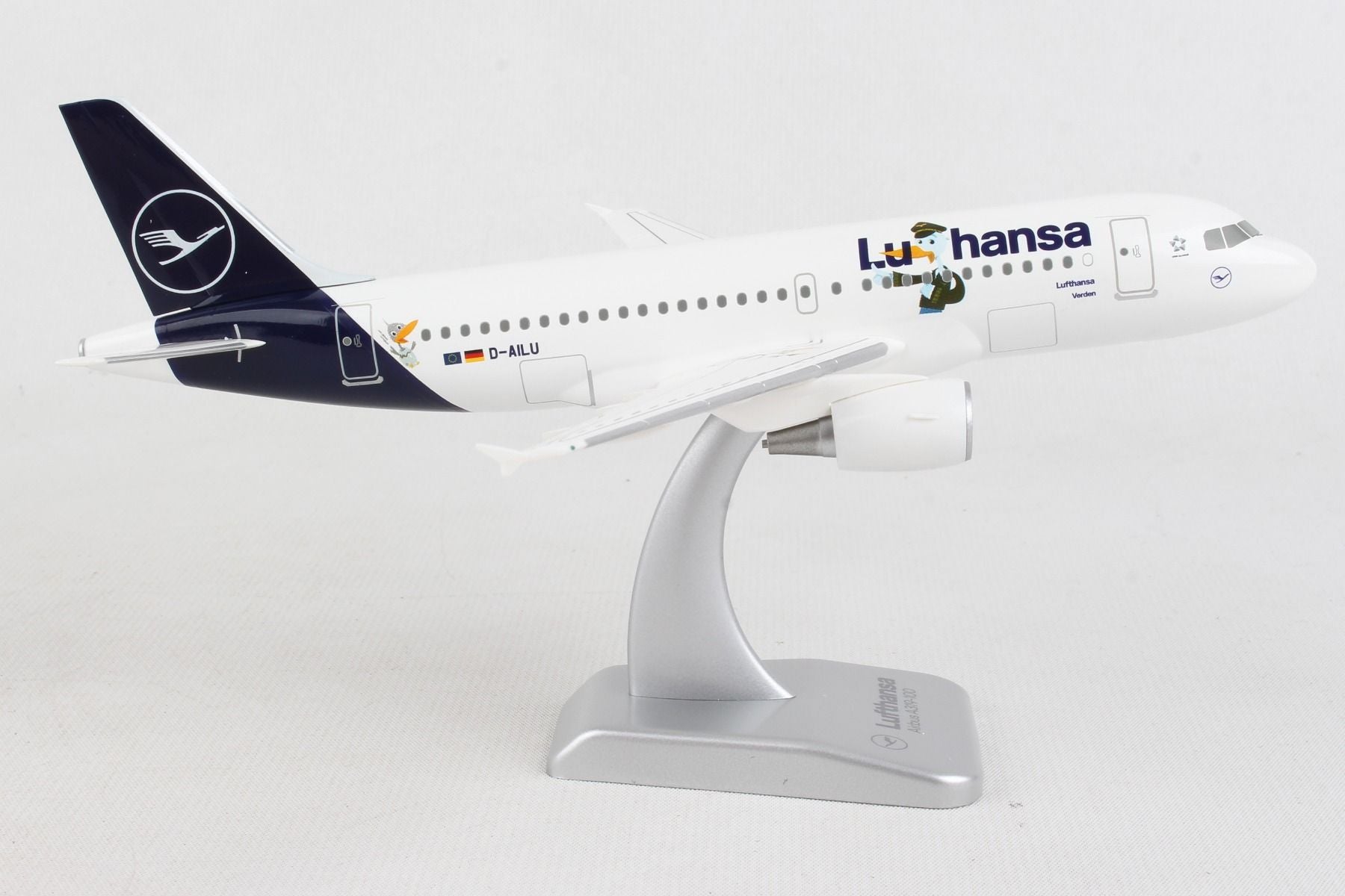 Hogan Wings | Airbus A319-100 Lufthansa (D-AILU) 1:200 Scale Model