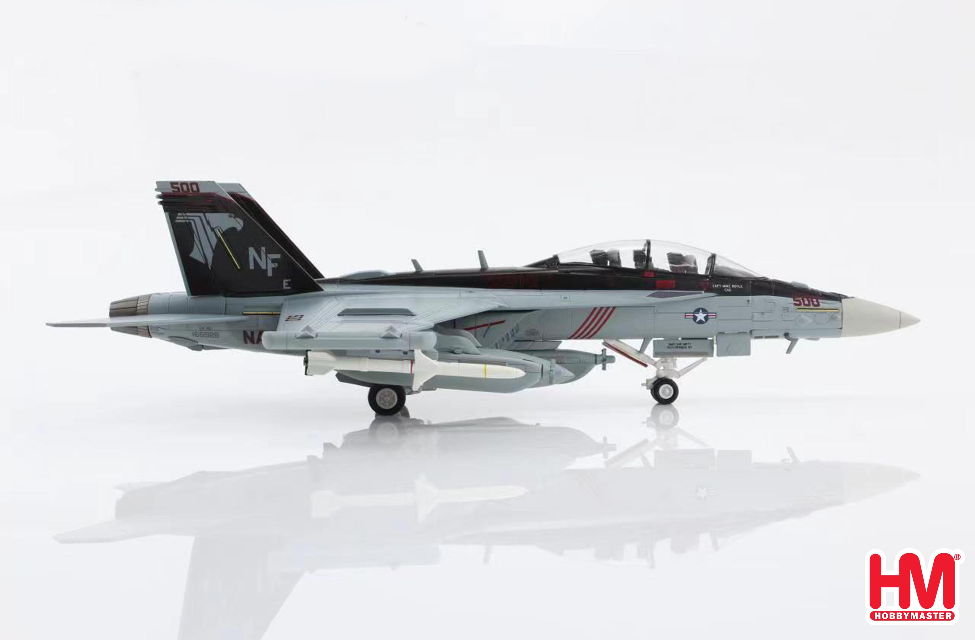 Hobby Master EA-18G Growler (VAQ-141 Shadowhawks 2013) 1:72 scale diecast model aircraft right side view