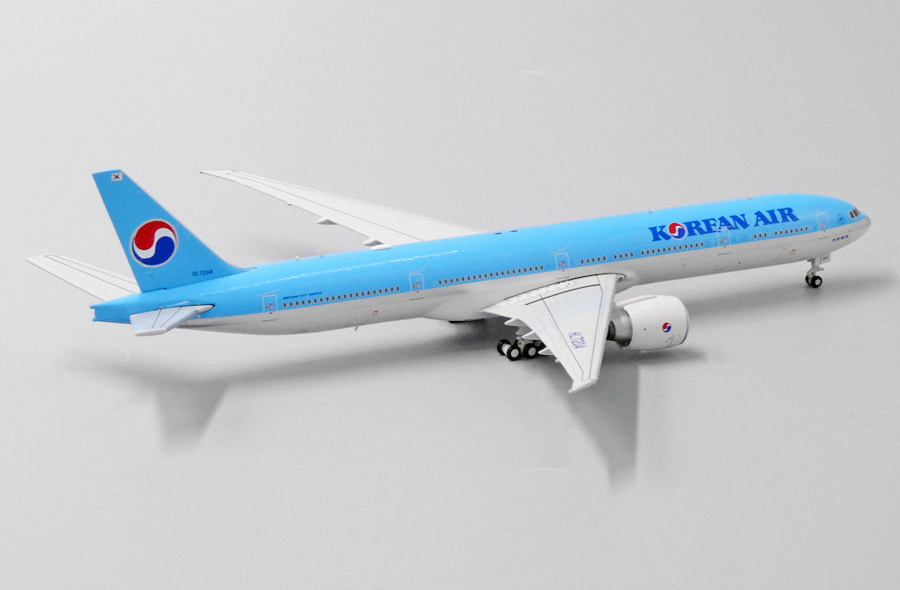 Boeing 777-300ER Korean Air (HL7204), 1:400 Scale Diecast Model Right Rear View