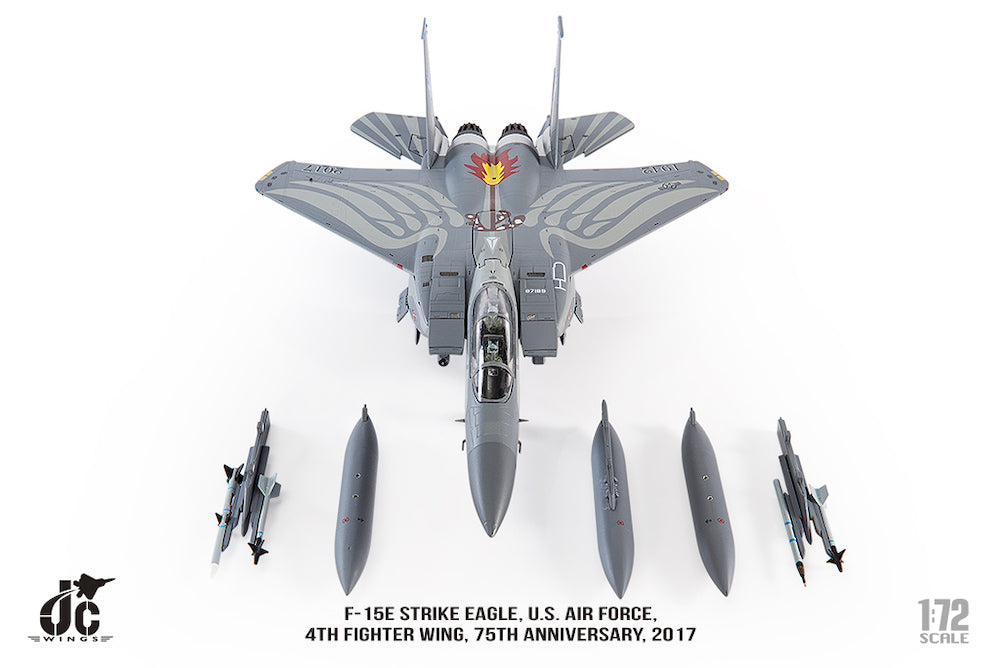 McDonnell Douglas F-15E Strike Eagle 4th Fighter Wing 2017, 1:72 Scale Diecast Model Weapons Loadout