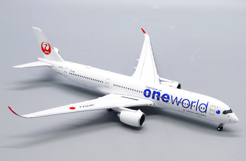 Airbus A350-900 Japan Airlines (JA15XJ), 1/400 Scale Diecast Model Right Front View