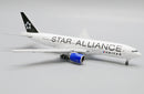 Boeing 777-200ER United Airlines “Star Alliance Livery” (N218UA) 1:400 Scale Diecast Model Right Front View
